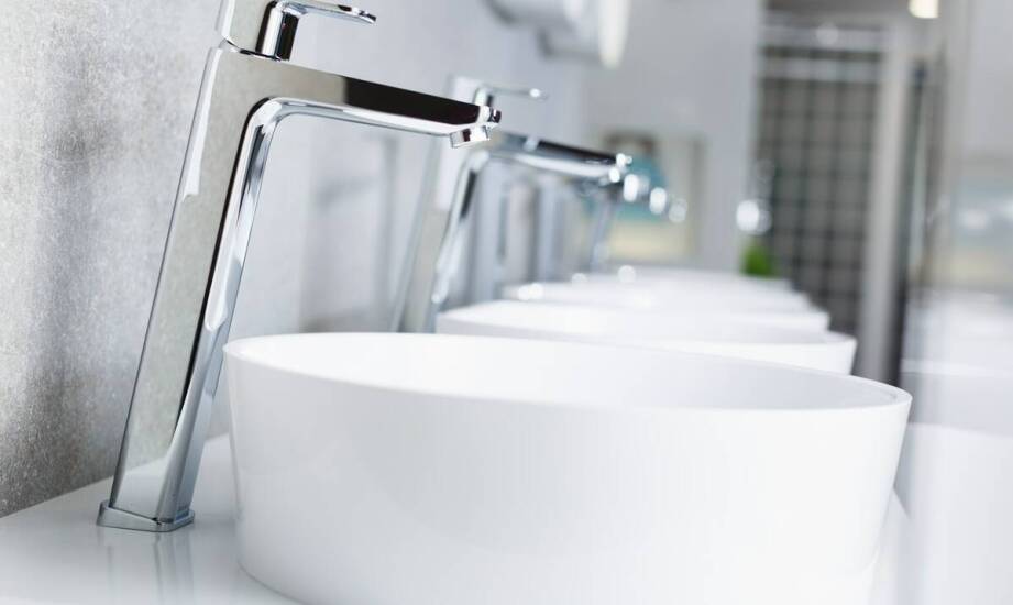 Jakie są zalety stosowania syfonów odpływowych do granitowych zlewów?