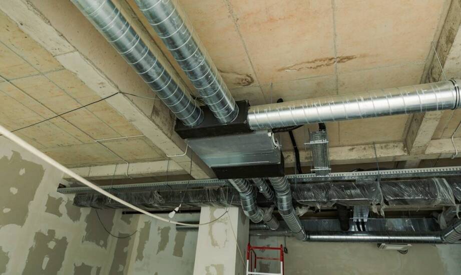 Jakie innowacje wprowadzono w produkcji rur wentylacyjnych 150 do okapu?