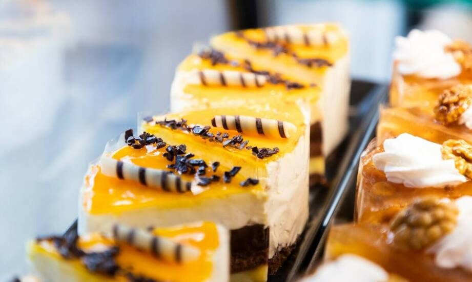 Odkryj nasze propozycje na idealne popołudnie z kawą i ciastem w Niepołomicach