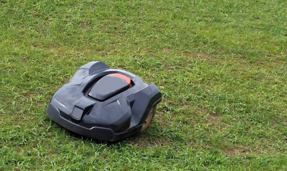 Jakie są najnowsze technologie wprowadzane w traktorkach al-ko?