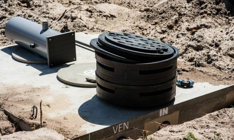 Szamba betonowe 2 komorowe a ich wpływ na jakość gleby