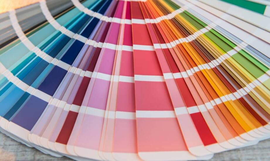 Jak papiery wodne wpływają na efektywność usuwania farb i szpachli?