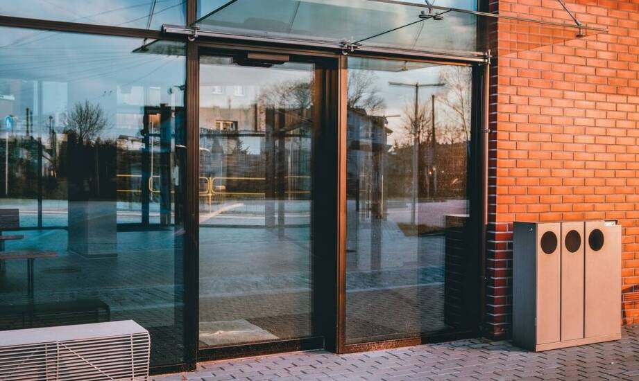 Jakie są zasady wynajmu bagażników dachowych w naszej wypożyczalni?