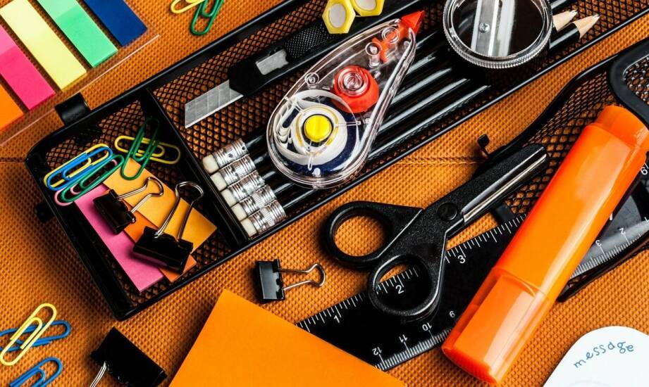 Przewodnik po artykułach papierniczych dla profesjonalnych biur