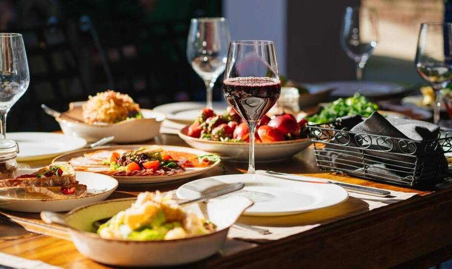 Ekskluzywne doznania kulinarne: dania główne w restauracji izraelskiej Gdańsk