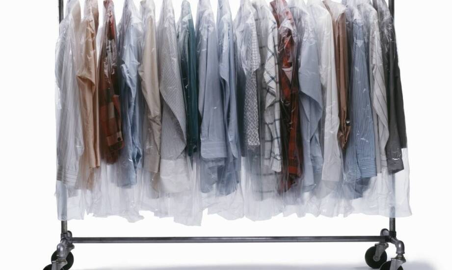Wpływ worków celofanowych na przechowywanie i prezentację odzieży