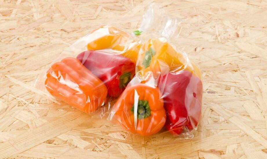 Wpływ woreczków celofanowych na ochronę produktów przed wilgocią