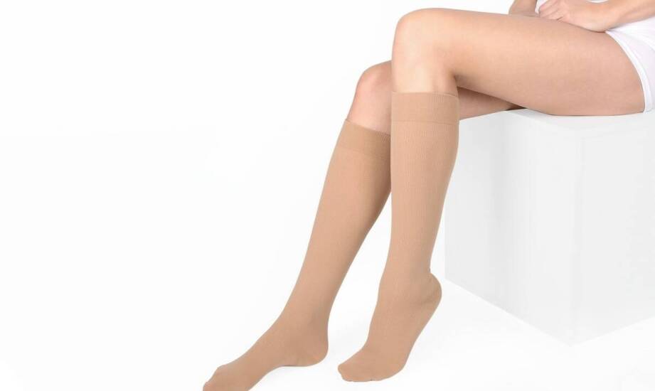 Porównanie różnych klas ucisku w podkolanówkach przeciwżylakowych