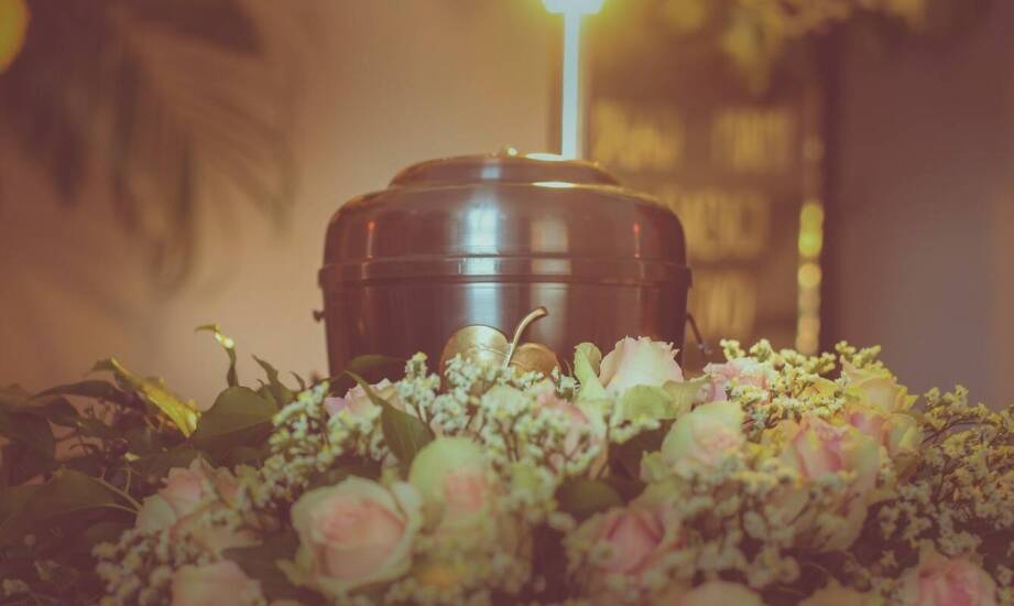 Zakład pogrzebowy w Miedźnej – dlaczego warto skorzystać z ich usług?