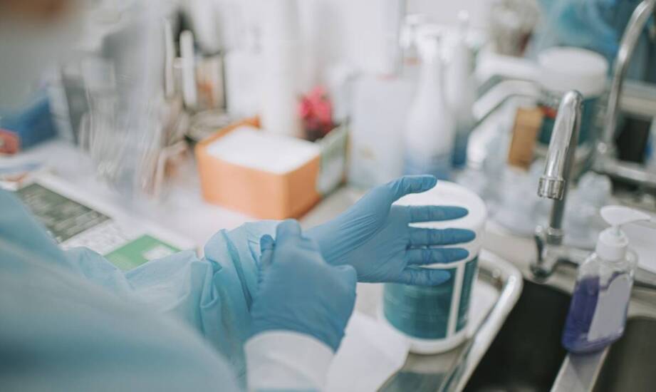 Szczelina odbytu – jakie są dostępne techniki leczenia?