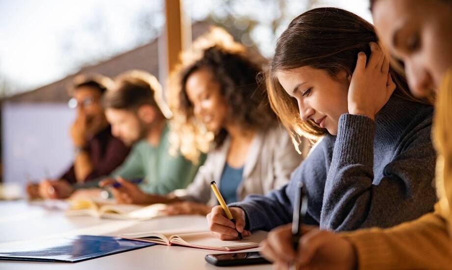 Dlaczego warto studiować podologię na uczelni wyższej?