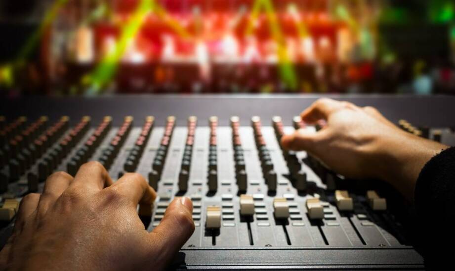 Proces doboru głosu lektora do produkcji filmowych