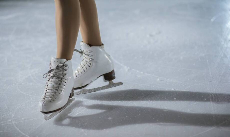 Akcesoria do łyżew - jak różne materiały wpływają na ich trwałość?