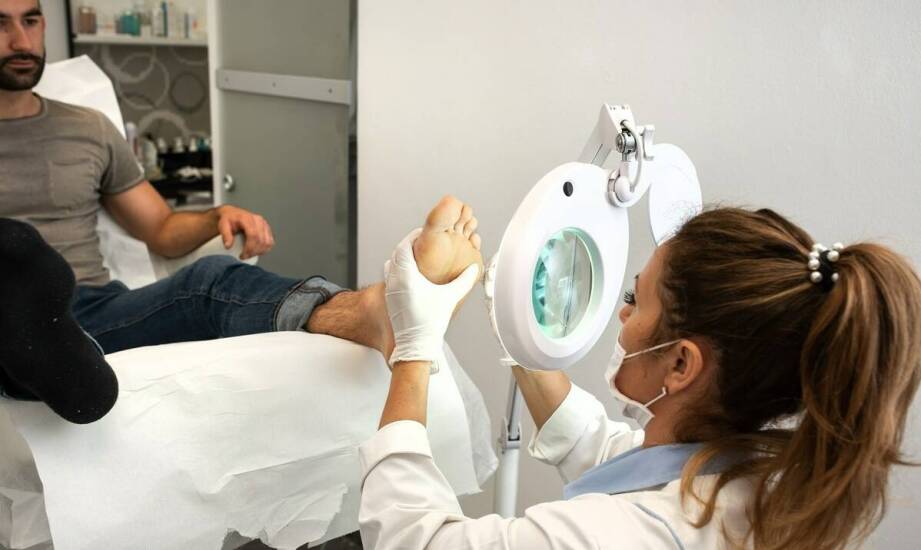 Profilaktyka schorzeń stóp - co oferuje podolog?