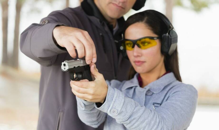 Jak wygląda egzamin teoretyczny na pozwolenie na broń palną?