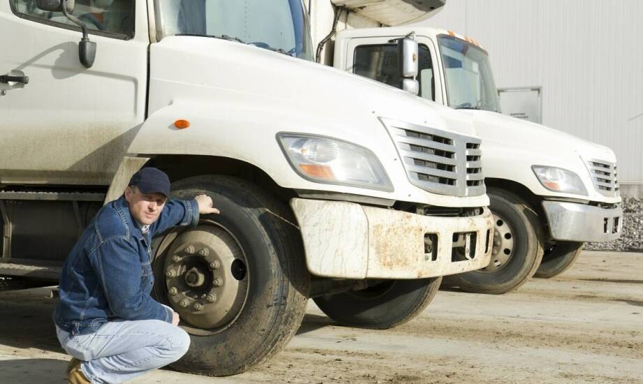 Jakie są zalety wyboru skupu samochodów ciężarowych z możliwością dojazdu?