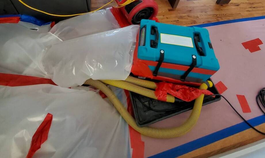 Porównanie metod osuszania piwnic: inwazyjne vs bezinwazyjne techniki