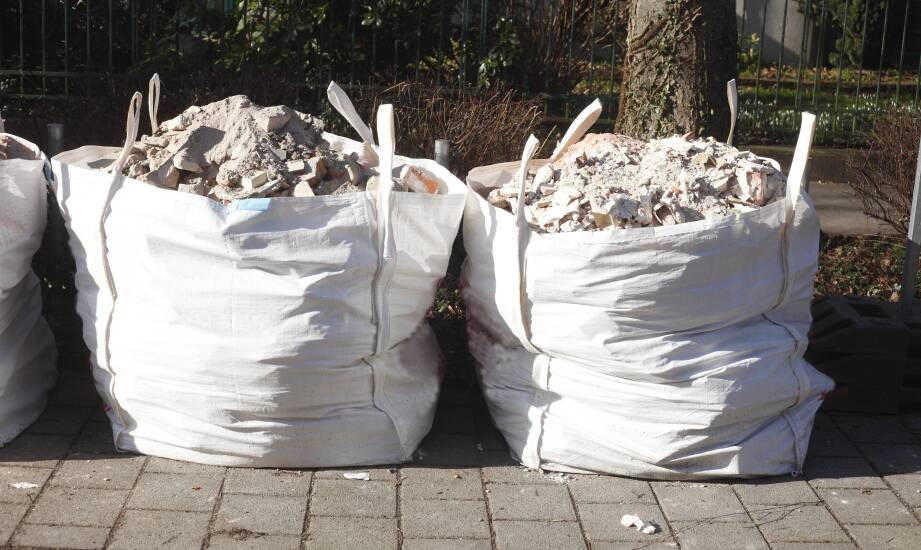 Worki na gruz w kontekście norm bezpieczeństwa