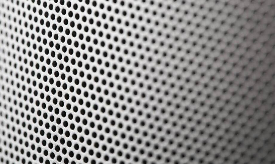 Innowacyjne rozwiązania w architekturze dzięki blachom perforowanym czarnym