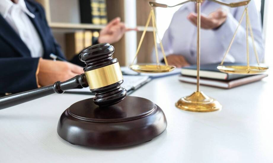 Czym różni się obrona w procesie karnym od innych rodzajów spraw?