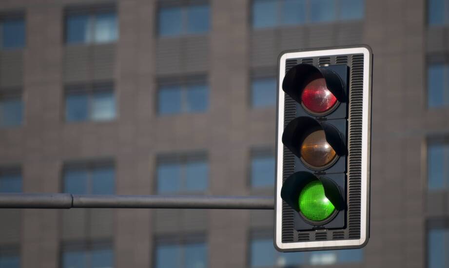Sygnalizacja wahadłowa i jej znaczenie w kontekście ekologii ruchu drogowego