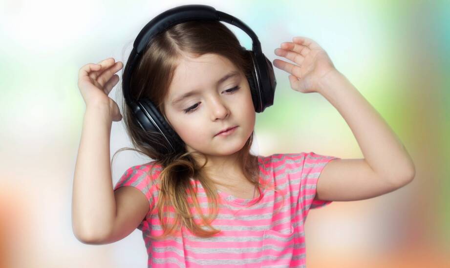 Jakie są korzyści z terapii muzyką dla dzieci z jąkaniem?