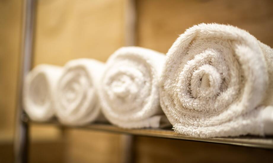 Jak ręczniki ZZ od producenta wpływają na efektywność utrzymania czystości?