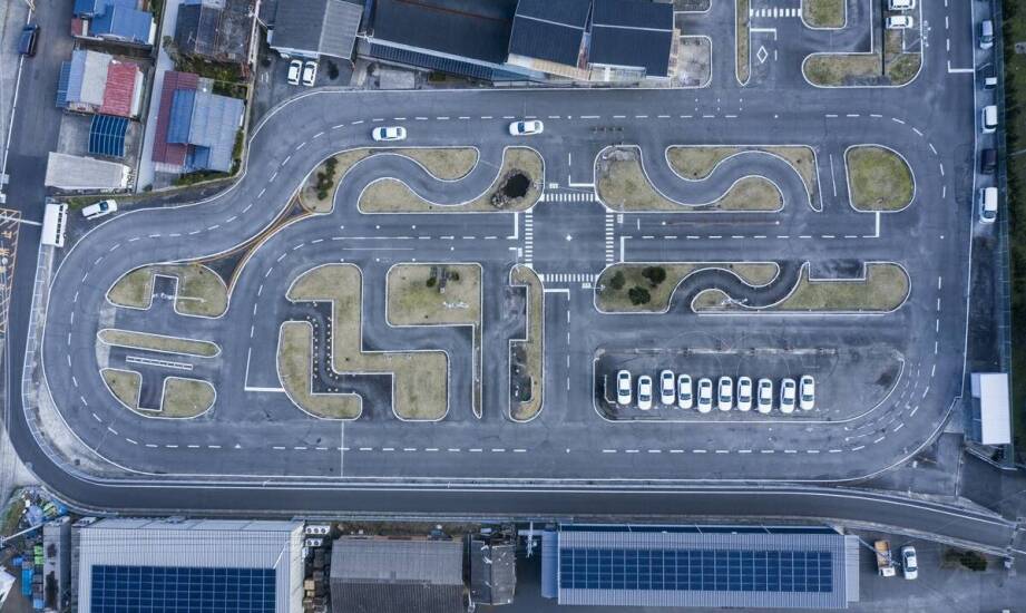 Jak lokalizacja na alei komisji edukacji narodowej 36a wpływa na szybkość dostarczania przesyłek?