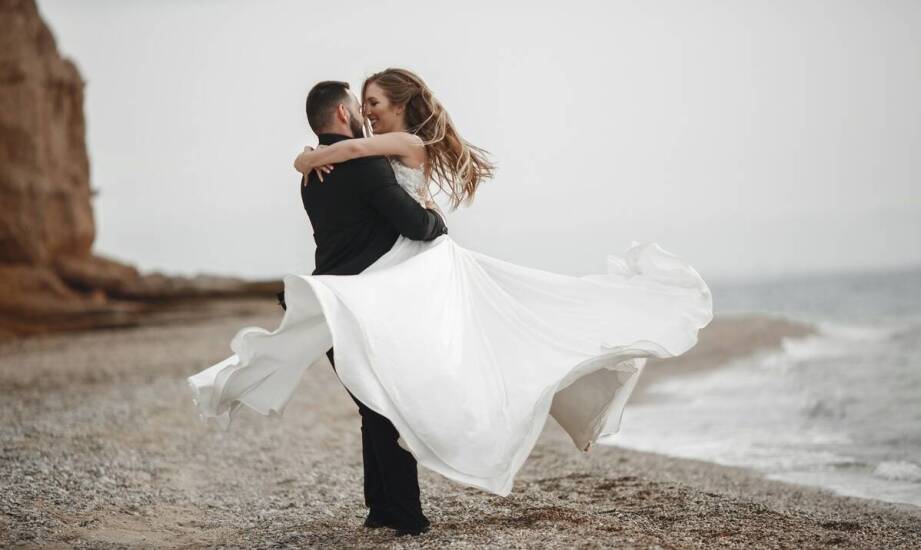 Fotografia ślubna w studio foto Poznań – jak uzyskać niepowtarzalne ujęcia?