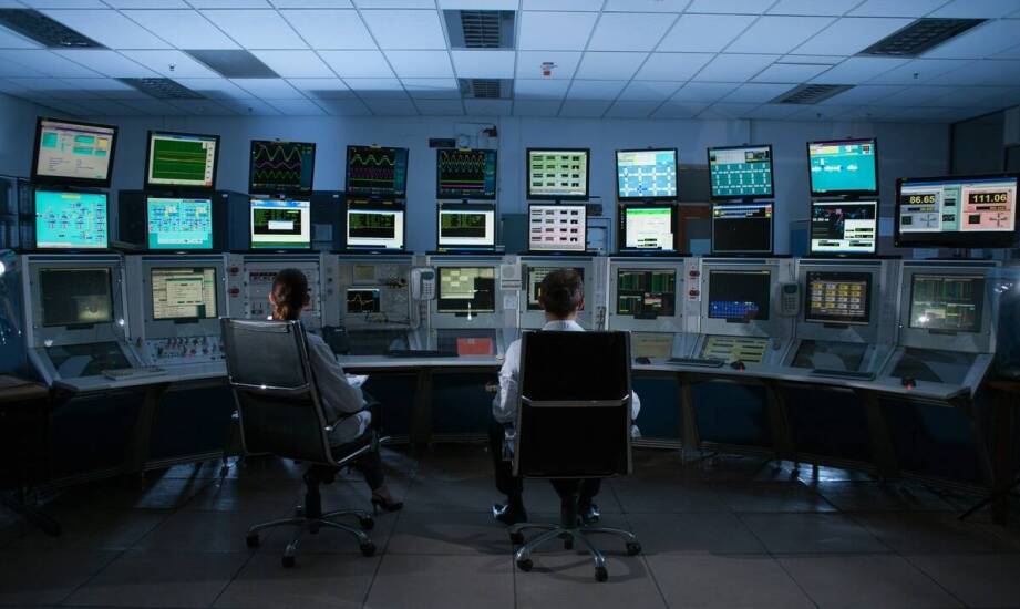 Jakie są najważniejsze aspekty zarządzania flotą dostawczą w logistyce?