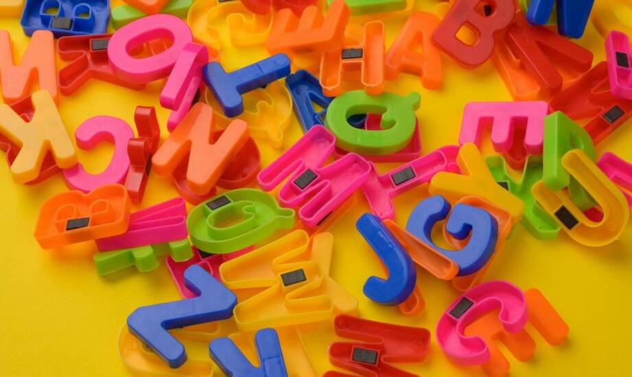 Jak litery przestrzenne mogą przyciągać uwagę klientów?