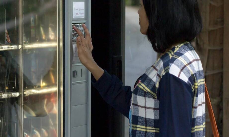 Nowoczesne rozwiązania w automatach vendingowych – co oferują obecnie dostępne modele?