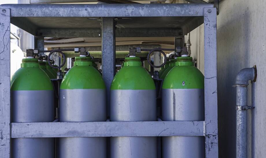 Wpływ regulacji prawnych na dystrybucję gazów technicznych
