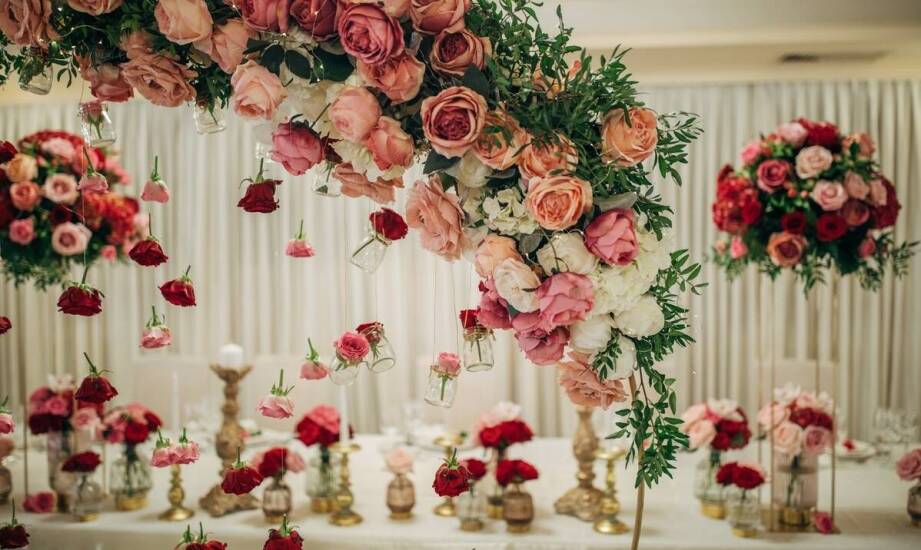 Sala bankietowa a aranżacja przestrzeni – jak stworzyć idealne miejsce na wesele?