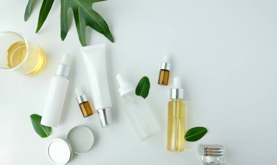 Jak rozwija się rynek surowców kosmetycznych i perfumeryjnych?