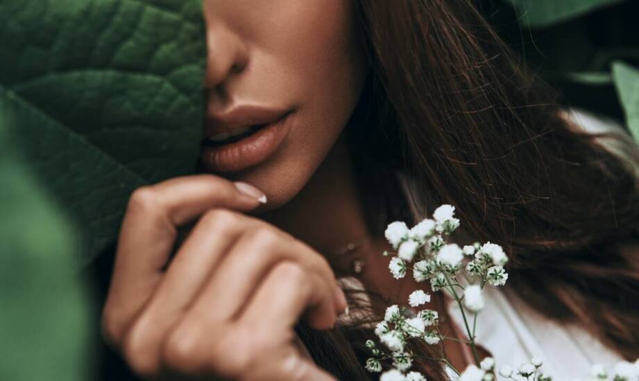 Jak psychologiczne aspekty wpływają na kondycję włosów?