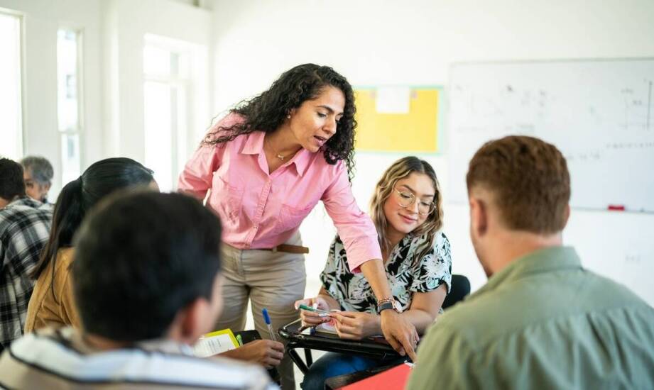 Rola szkoleń SEP w podnoszeniu kwalifikacji zawodowych pracowników technicznych