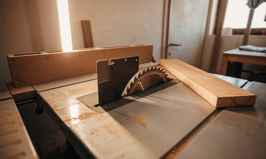 W jaki sposób importowane wiertarki do drewna mogą zwiększyć efektywność produkcji?