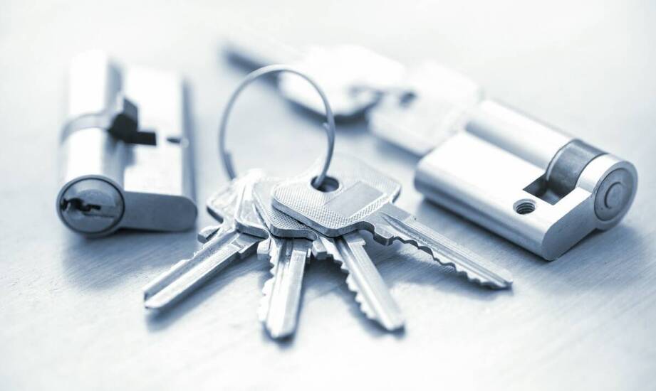 Wybór odpowiednich kluczy do szaf sterowniczych – na co zwrócić uwagę?