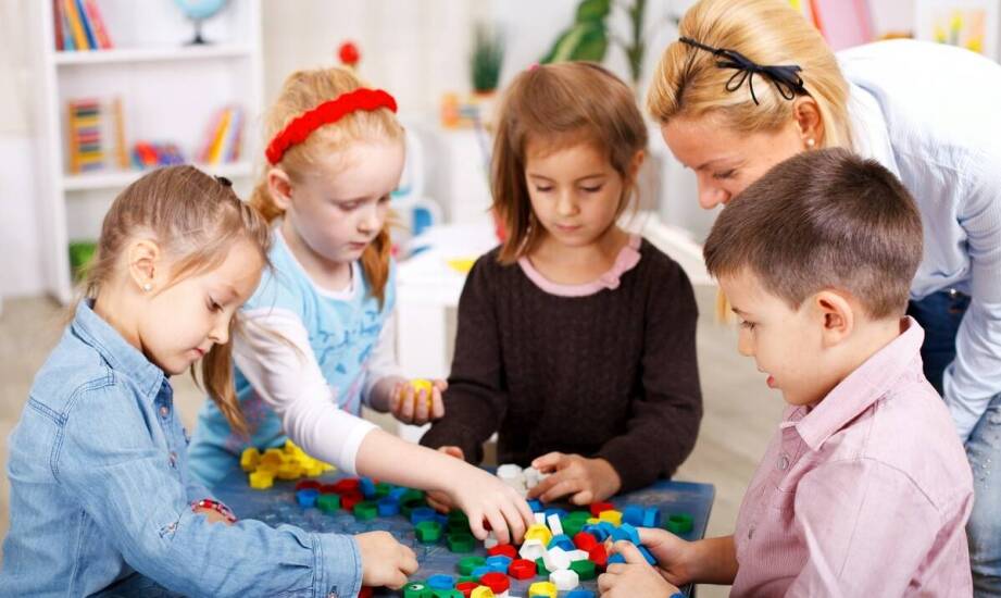 Jakie metody nauczania stosujemy podczas treningu umiejętności społecznych?