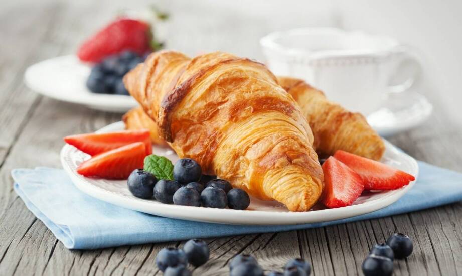 Owoce na event firmowy — naturalny i elegancki poczęstunek, który zrobi wrażenie