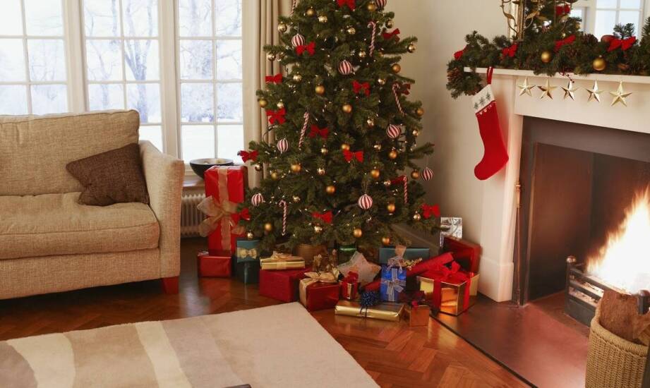 Zalety stosowania metalowych stojaków na choinki w przestrzeniach komercyjnych