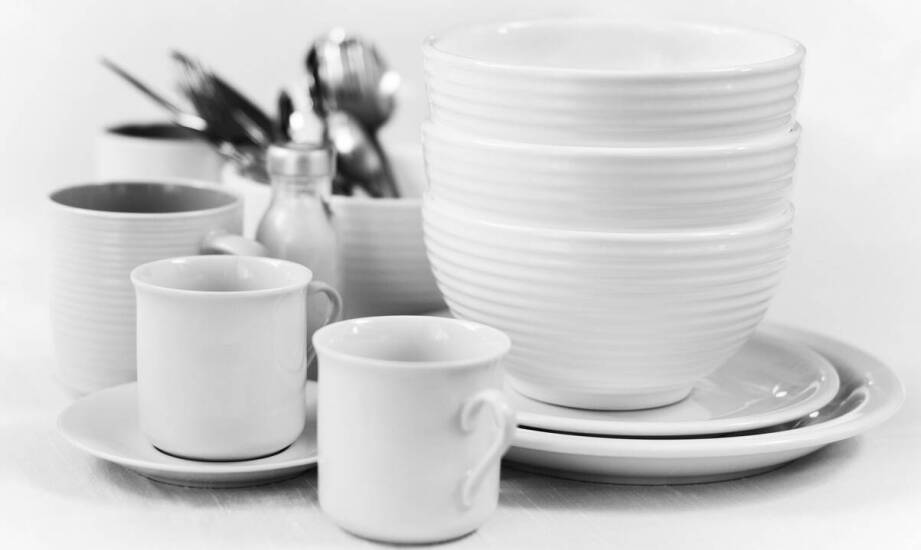 Zastawa ćmielów: jak wybrać idealny zestaw na wyjątkowe okazje?