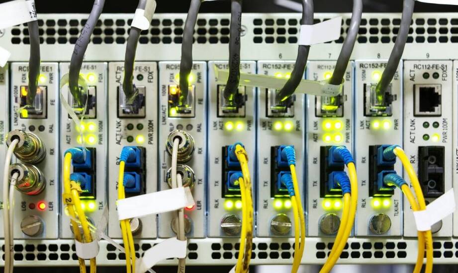 Jak port mirroring TP-Link wspomaga monitorowanie w czasie rzeczywistym?