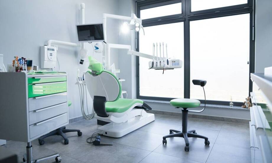 Na co zwrócić uwagę przy wyborze kliniki protetycznej?