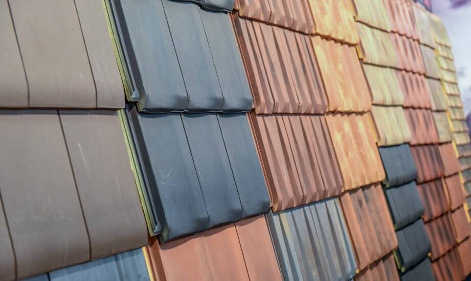 Jakie materiały pokryciowe oferujemy dla obiektów komercyjnych?