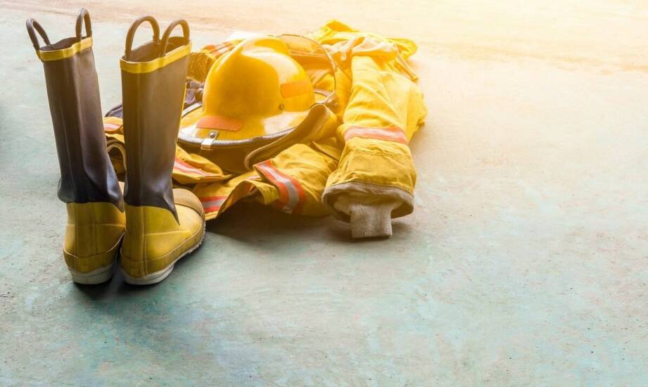 Nowe rozwiązania technologiczne w ubraniach kwasozasadoochronnych – co warto wiedzieć?