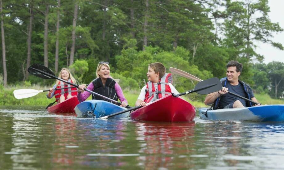 Spływy kajakowe jako integracja dla grup zorganizowanych – co warto wiedzieć?