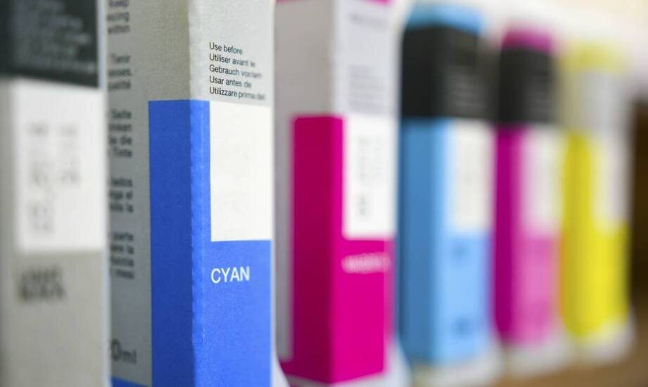 Wybór odpowiednich opakowań na płyty CD: co oferują drukarnie?