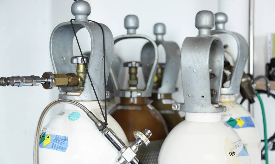 Jak gazy techniczne wpływają na jakość produktów przemysłowych na Podhalu?